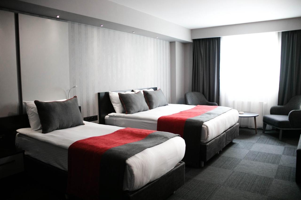 Methishotel Karsiyaka  エクステリア 写真