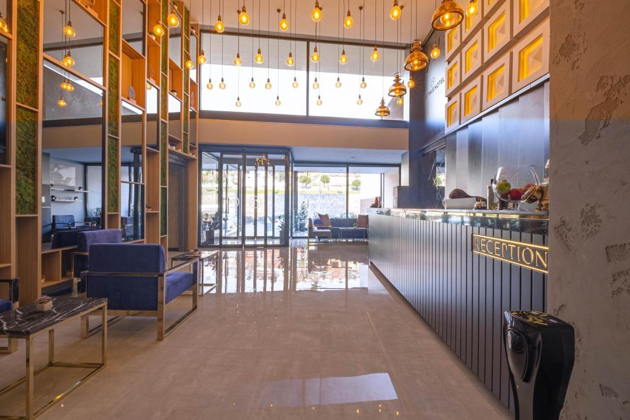 Methishotel Karsiyaka  エクステリア 写真