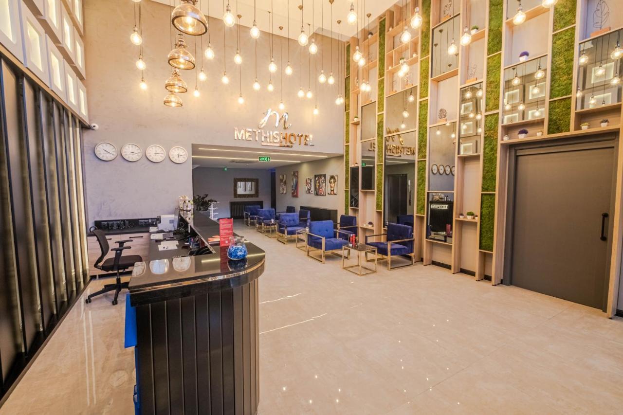 Methishotel Karsiyaka  エクステリア 写真