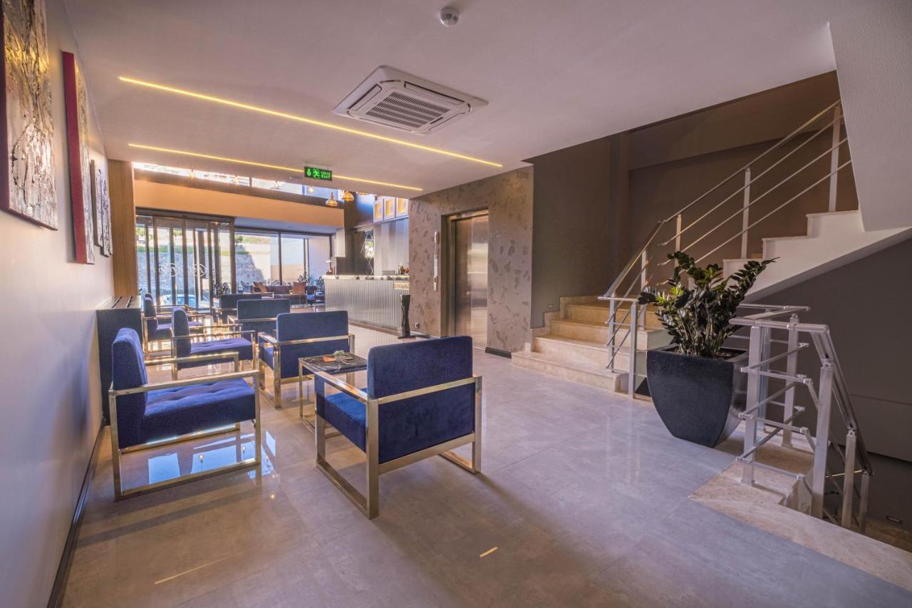 Methishotel Karsiyaka  エクステリア 写真